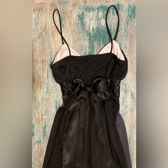 Y2K Vintage Cocktail Dress; Small; black/grey/white - Picture 7 of 9